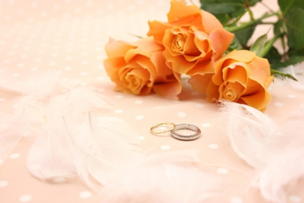 ホワイトゴールドの結婚指輪