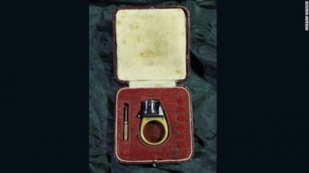19世紀の指輪型小型銃について